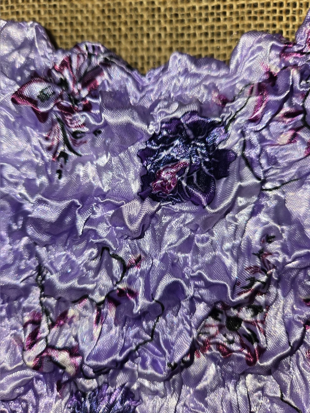 Vintage Y2K 2000s Lavender Floral Popcorn Bubble Stretchy Short Sleeve Top - Picture 4 of 8